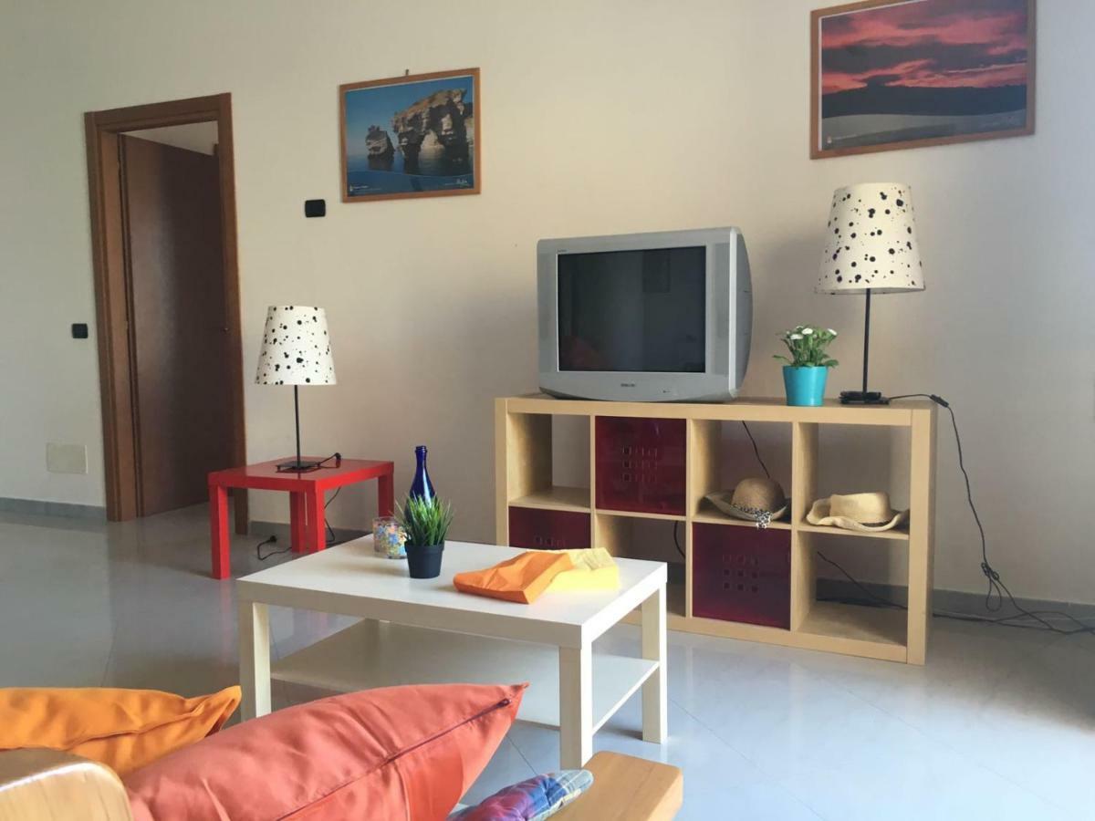 Casa Grande Porto Cesareo Villa Buitenkant foto